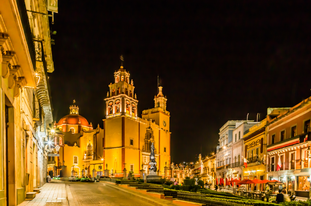 The cathedral of Guanajuato city at night.